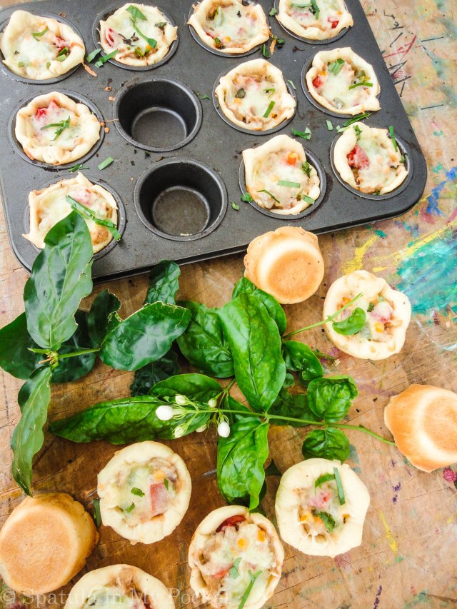 Mini Pizza Pies. The perfect snack idea!