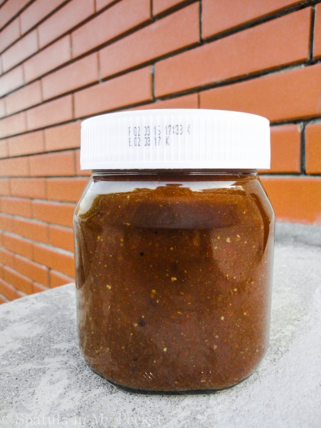 Sweet and tangy; this imli ki chutney is the perfect complement to all your iftari delicacies.