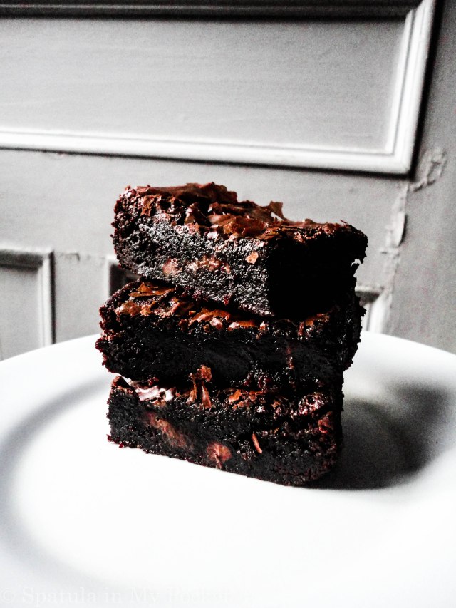 Fudgy on the inside, chewy around the edges. These brownies are the BEST brownies I’ve ever made.