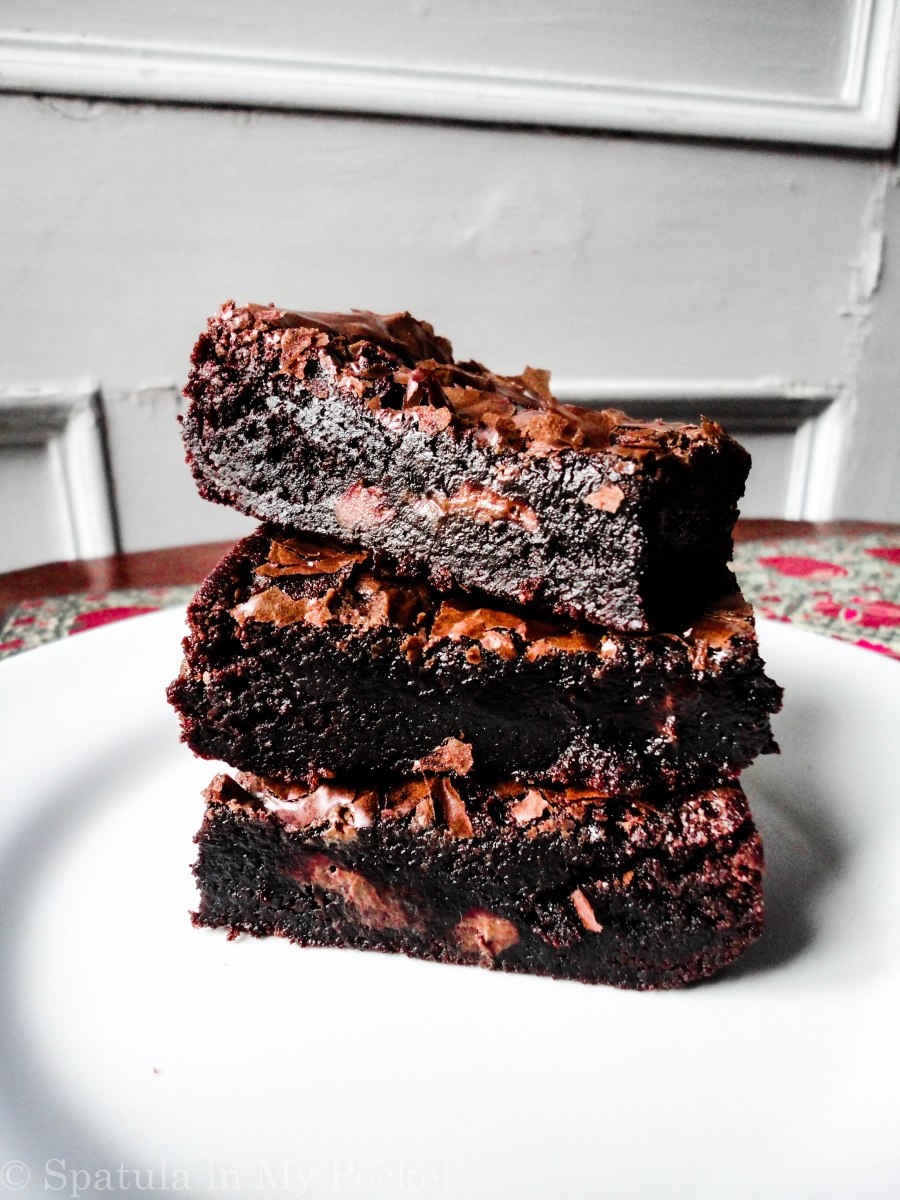 Fudgy on the inside, chewy around the edges. These brownies are the BEST brownies I’ve ever made.