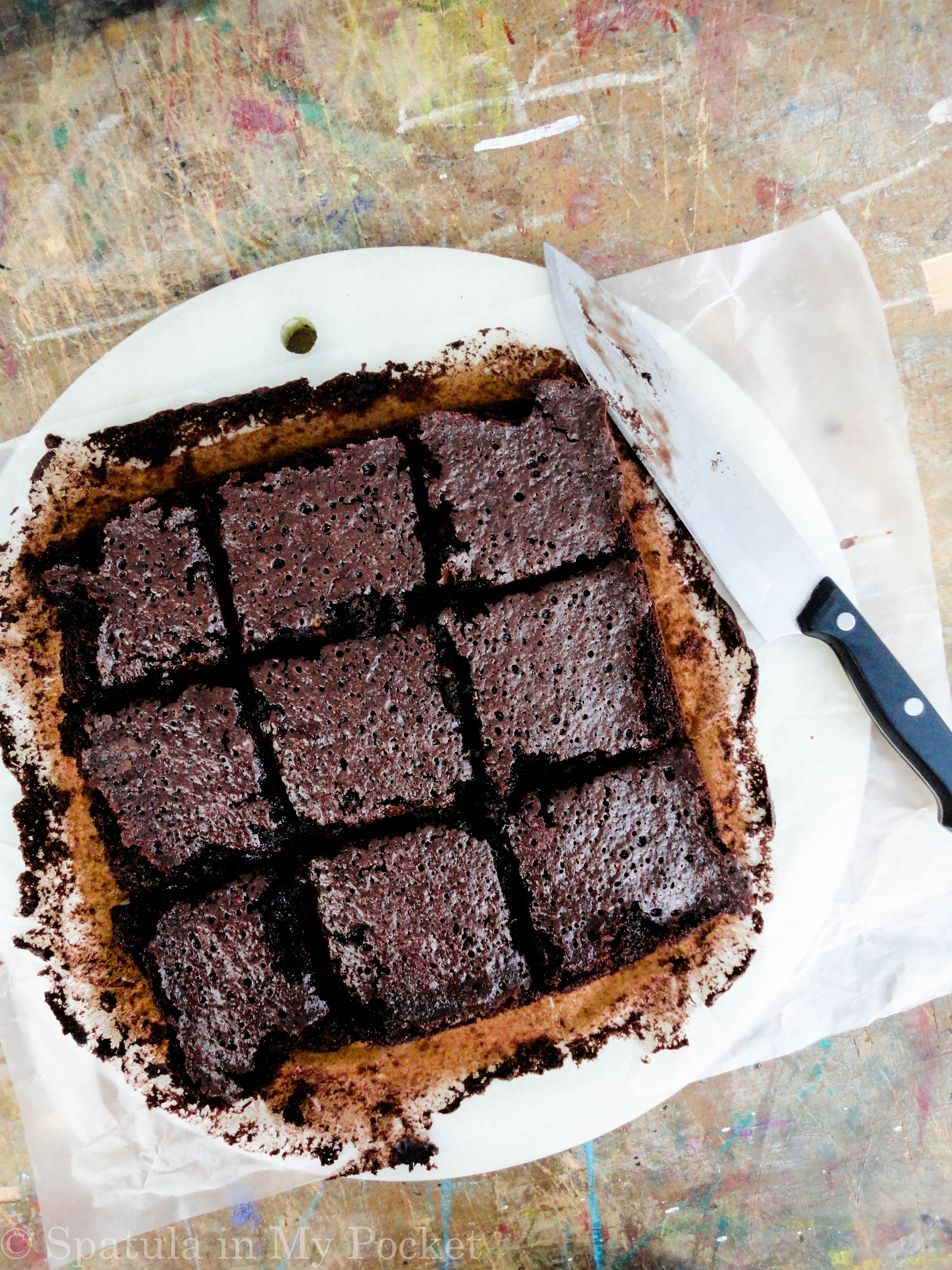 A Rich, fudgy, ALL cocoa brownie. #chocolate #brownies #fudge #spatulainmypocket