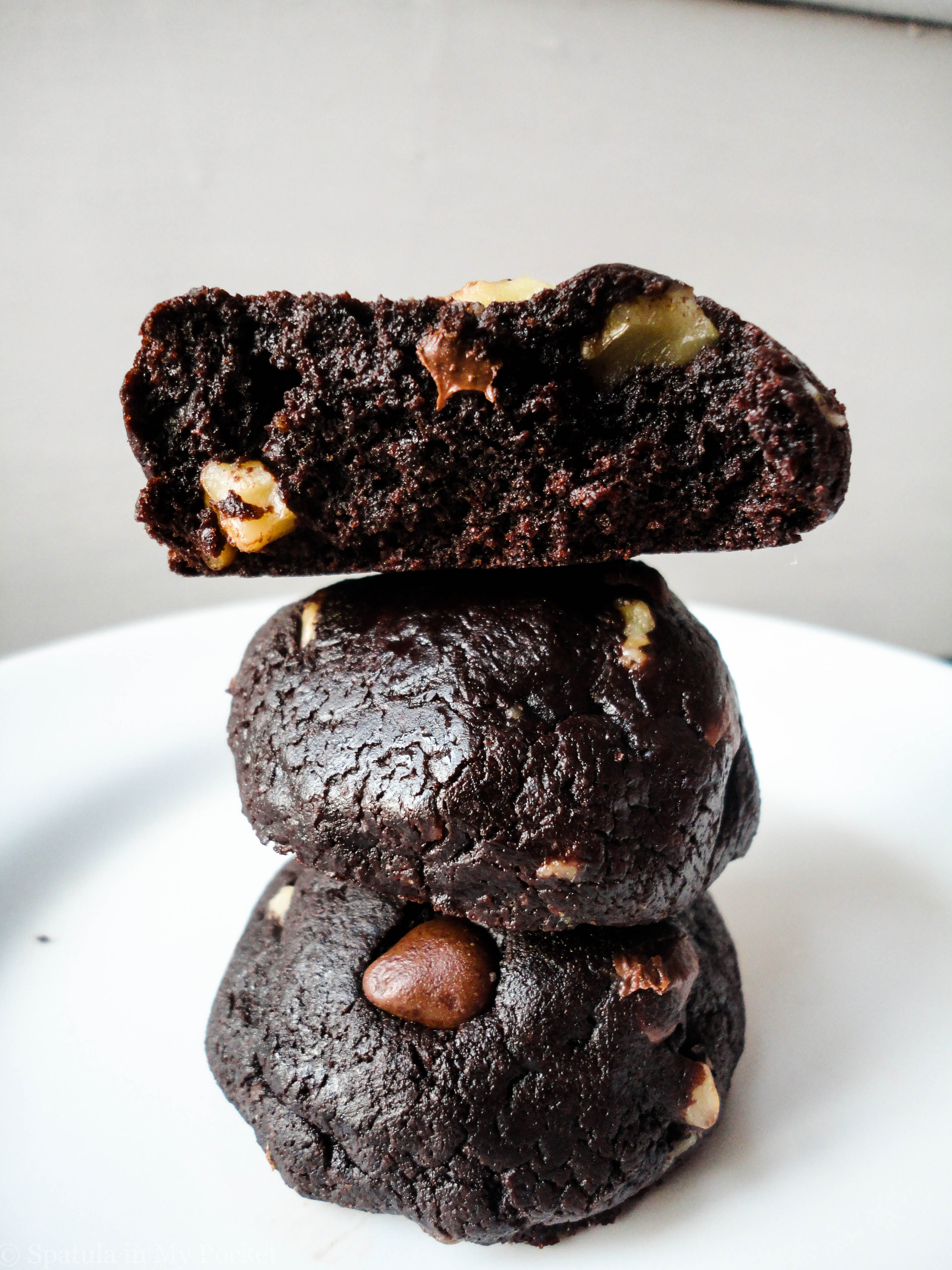 Extra thick, extra fudgy and completely irresistible brownie cookies.