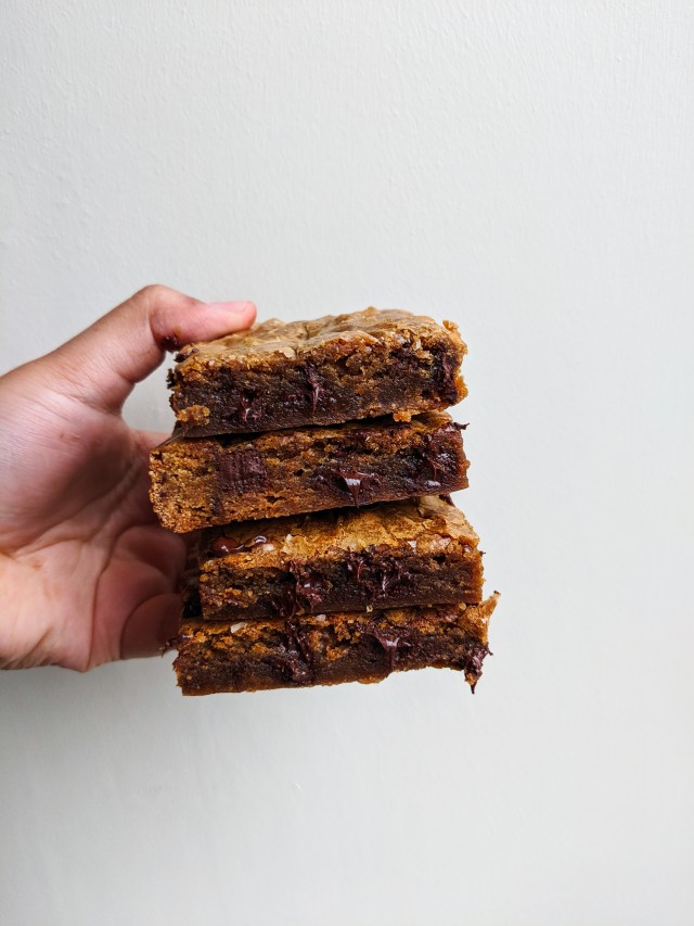 Chocolate Chunk Bars Dense, chewy, delicious and oh-so-addictive!